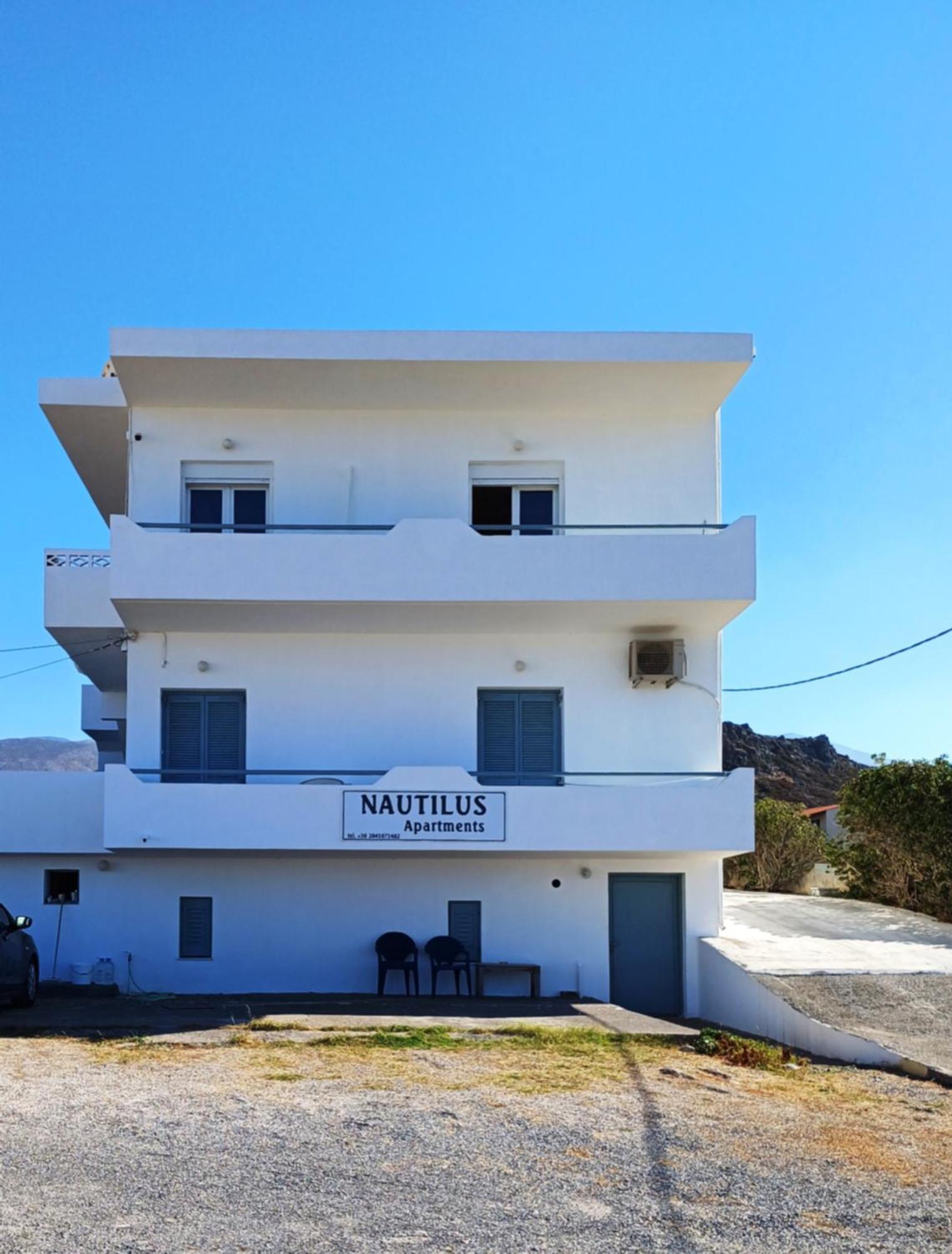 Nautilus Apartments シッシ エクステリア 写真